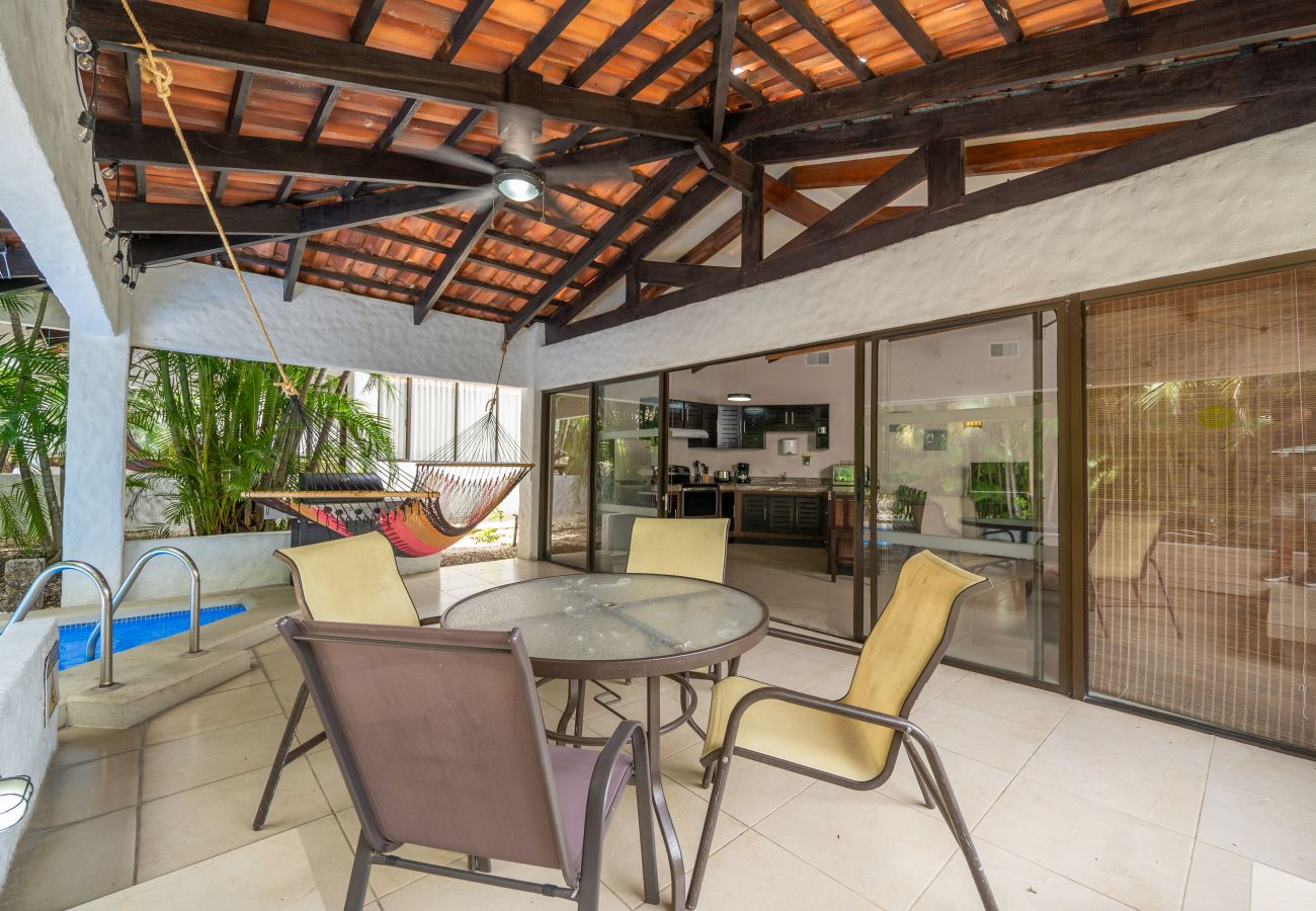 Villa en Playa Hermosa - MonteMar Beach Condo At Playa hermosa