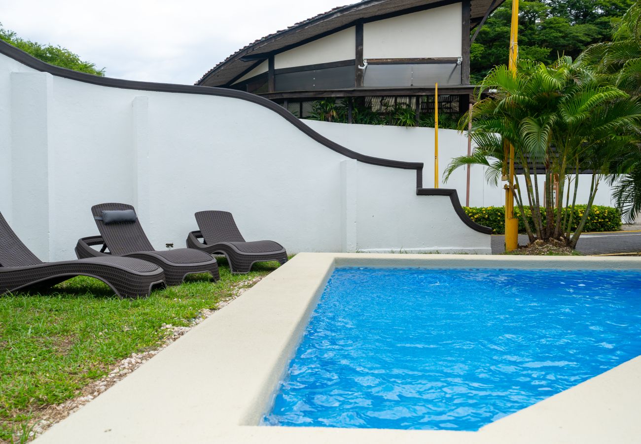 Villa en Playa Hermosa - Sunny Days Villa At Playa Hermosa