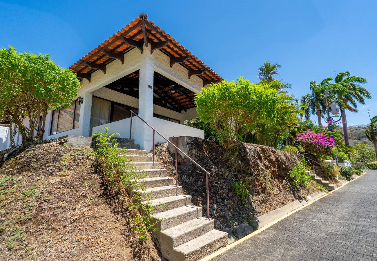 Villa en Playa Hermosa - Villas Sol 42 Lovely Condo