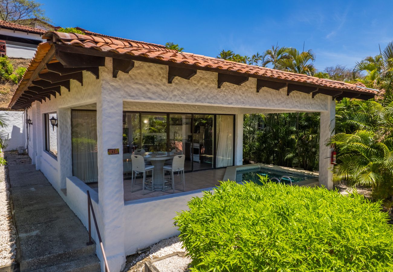 Villa en Playa Hermosa - Villas Sol 42 Lovely Condo