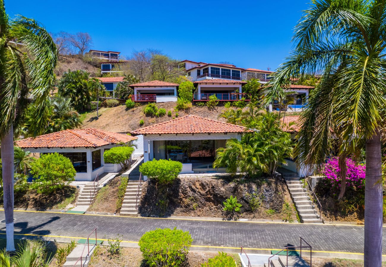 Villa en Playa Hermosa - Villas Sol 42 Lovely Condo