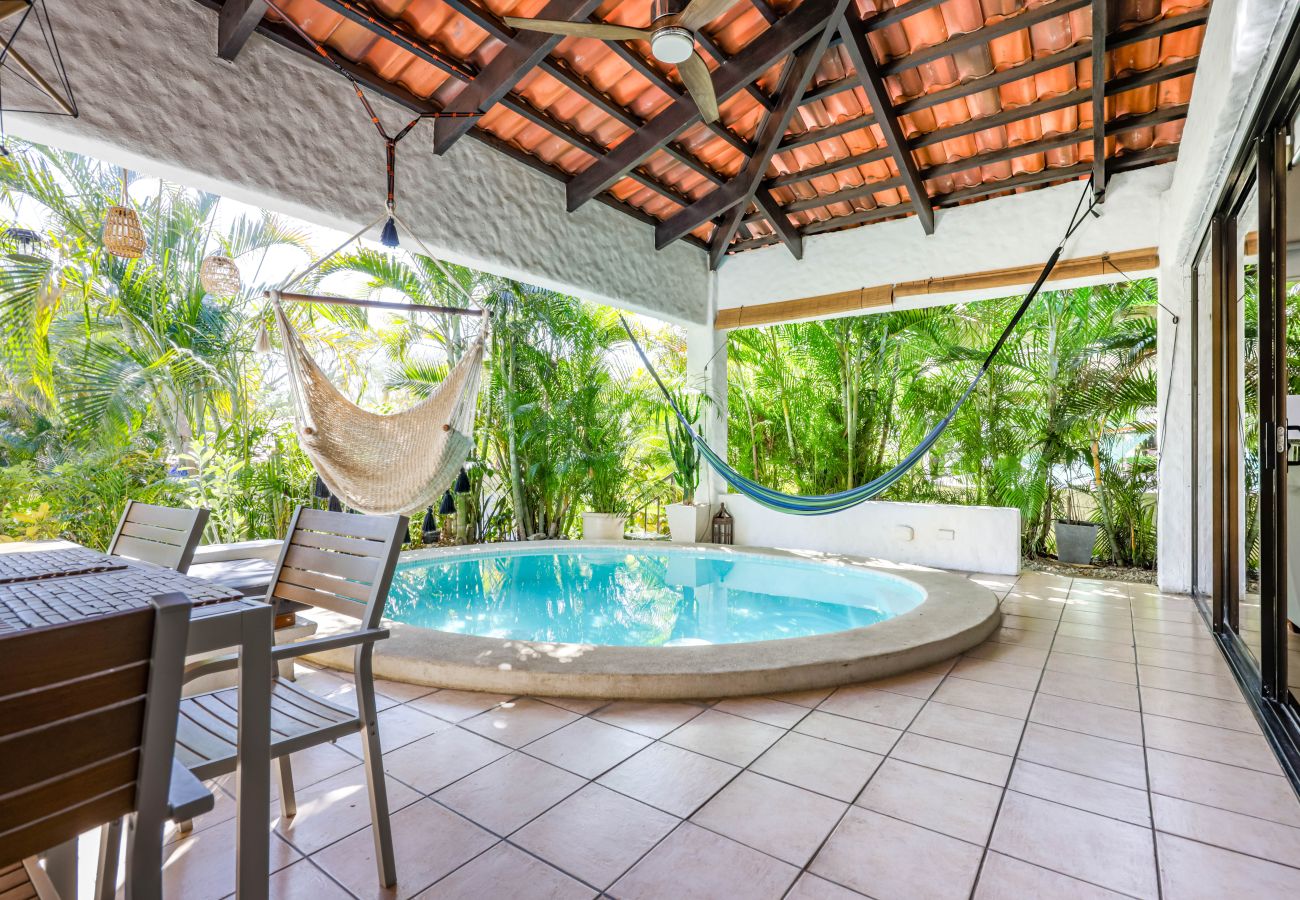 Villa in Playa Hermosa - Peaceful Garden Villa