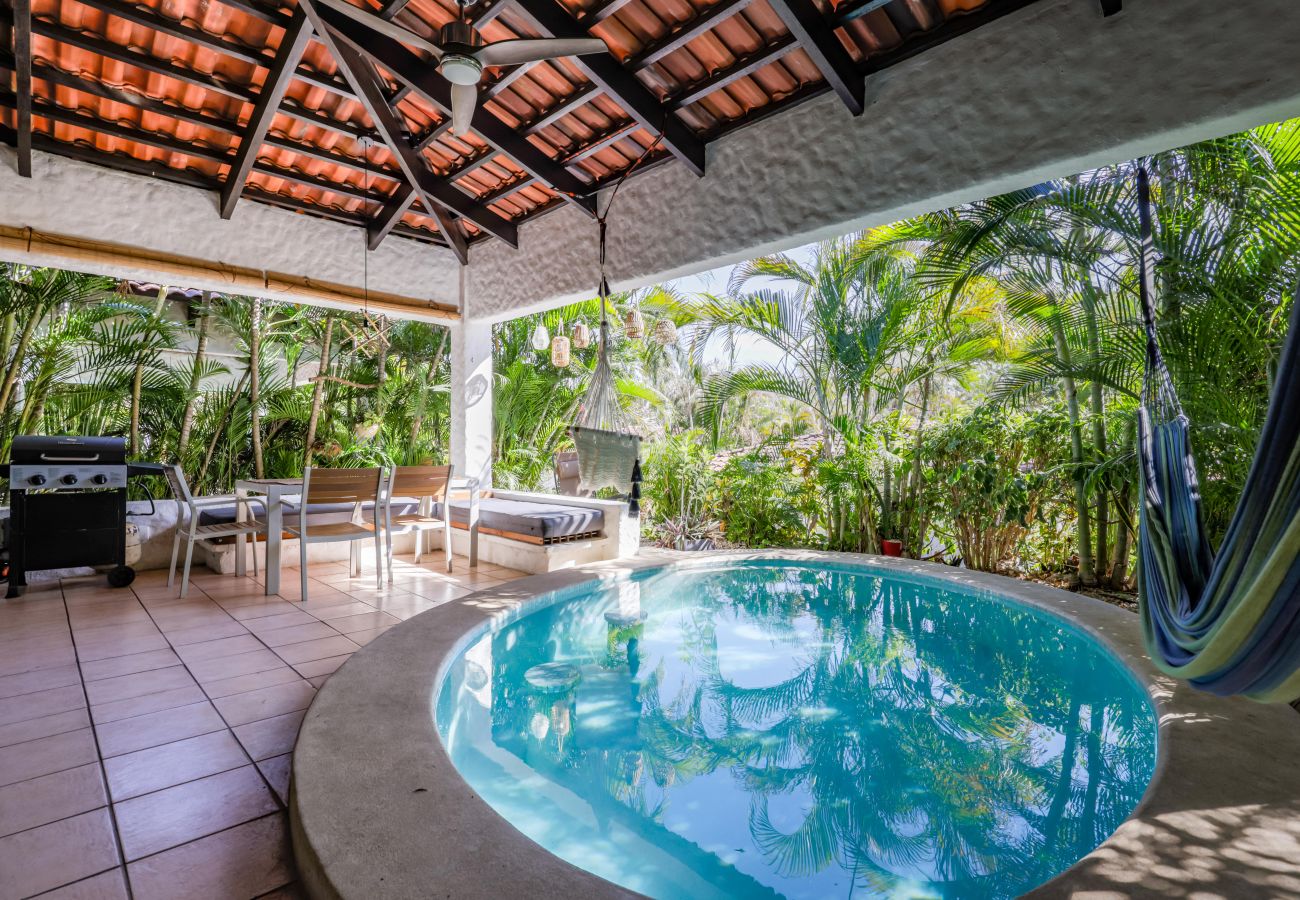 Villa in Playa Hermosa - Peaceful Garden Villa