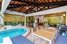 Villa in Playa Hermosa - Peaceful Garden Villa