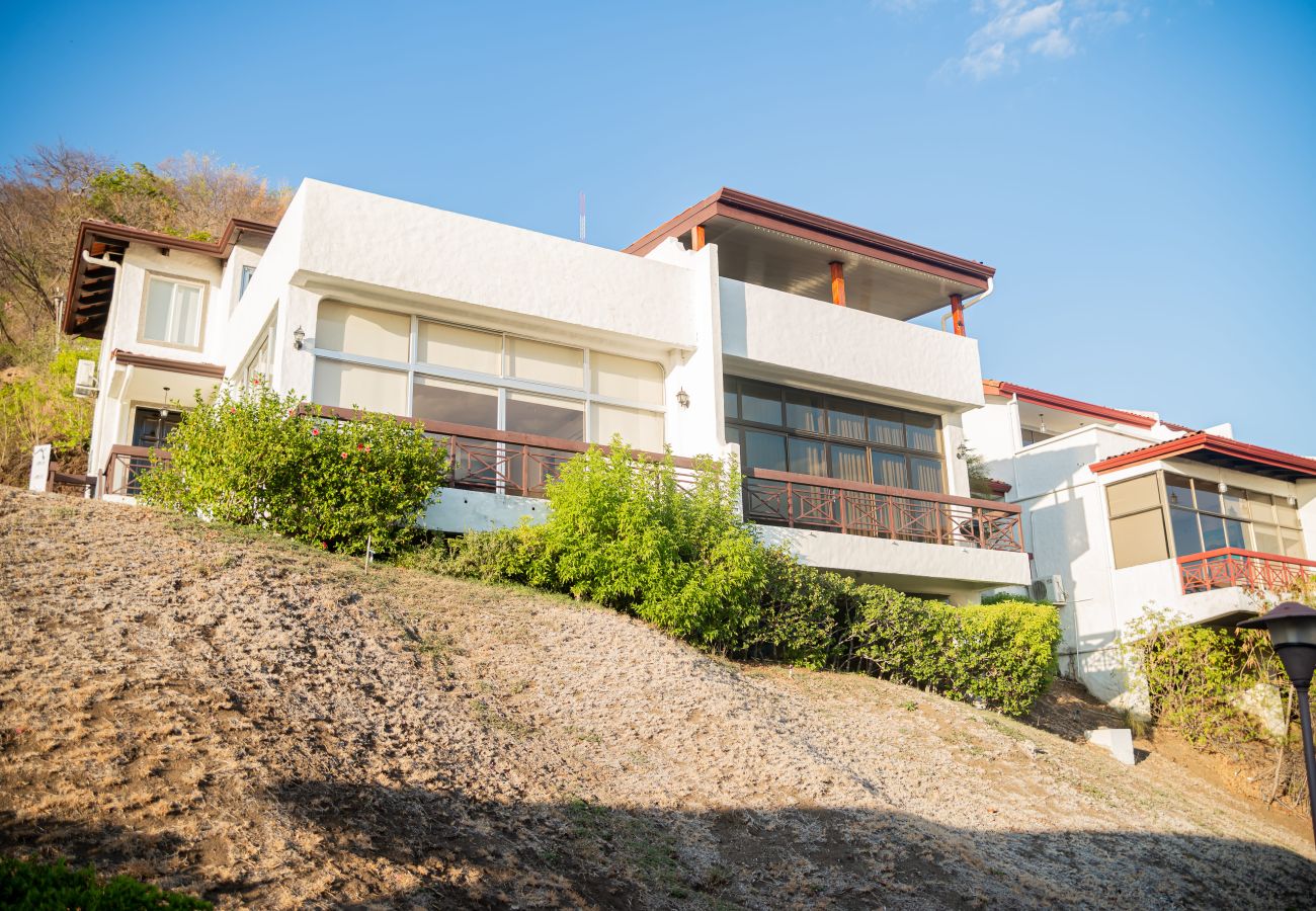 Villa in Playa Hermosa - La Morada del Ocaso