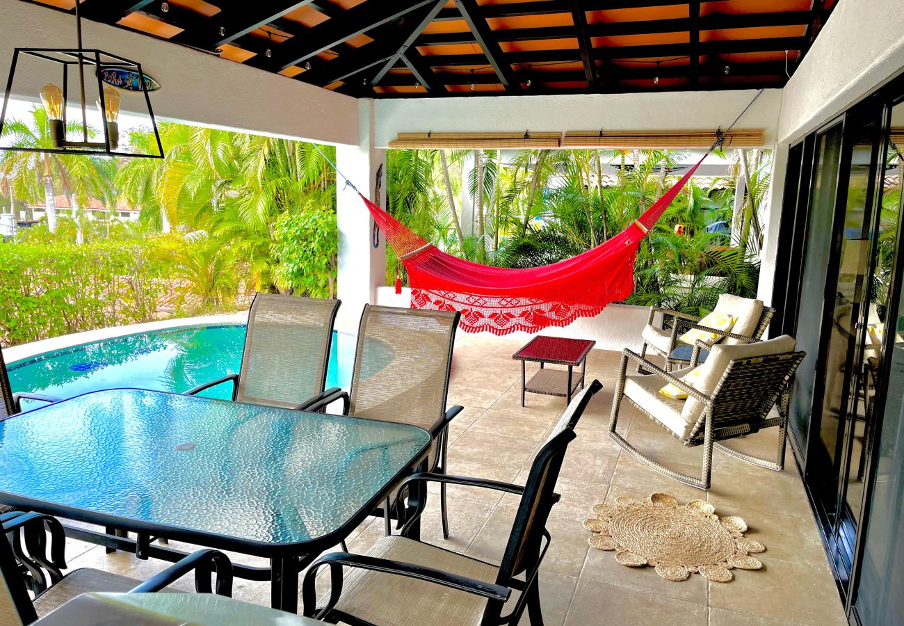 Villa in Playa Hermosa - Rainbow Villa