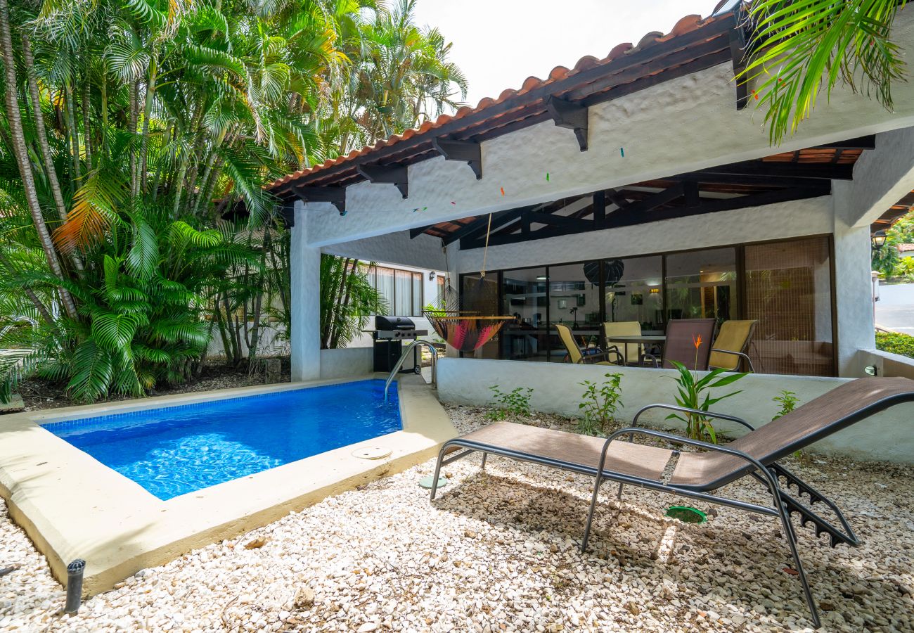 Villa in Playa Hermosa - MonteMar Beach Condo At Playa hermosa