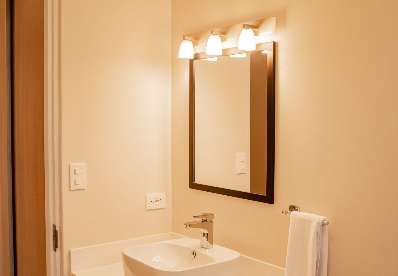 Villa in Playa Hermosa - Villas Sol 54-1 Master Suite