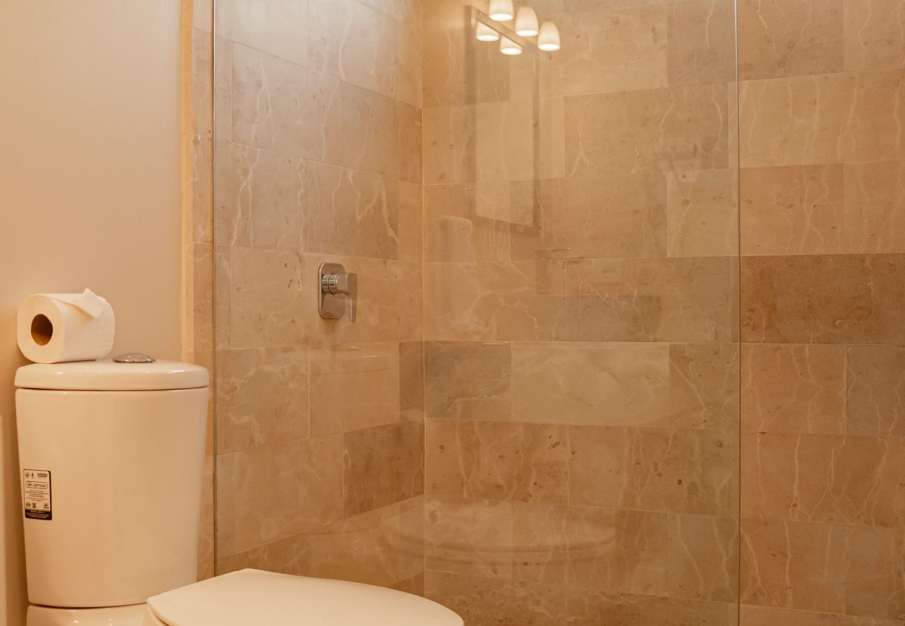 Villa in Playa Hermosa - Villas Sol 54-1 Master Suite