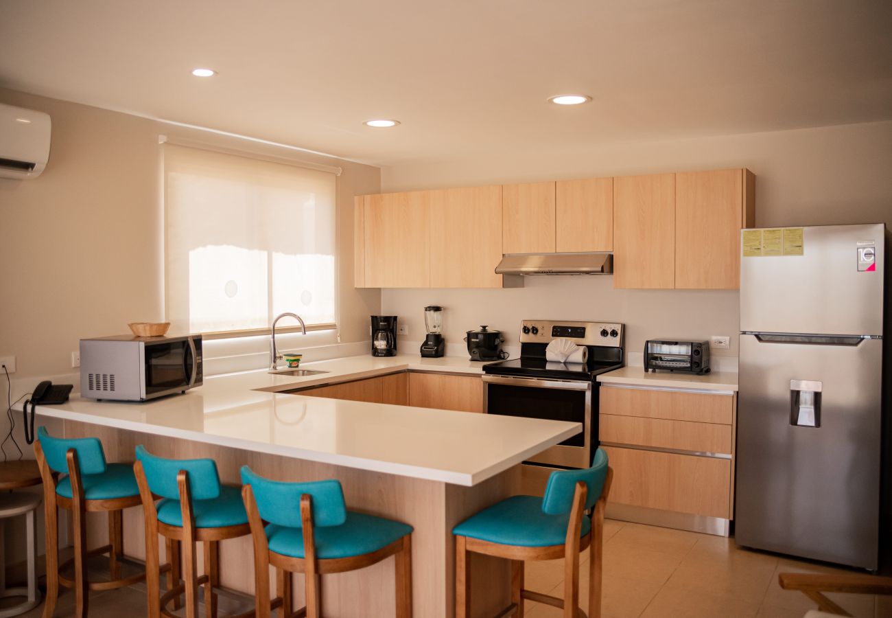 Villa in Playa Hermosa - Villas Sol 54-1 Master Suite