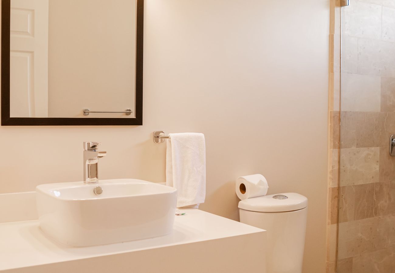 Villa in Playa Hermosa - Villas Sol 54-2 Master Suite